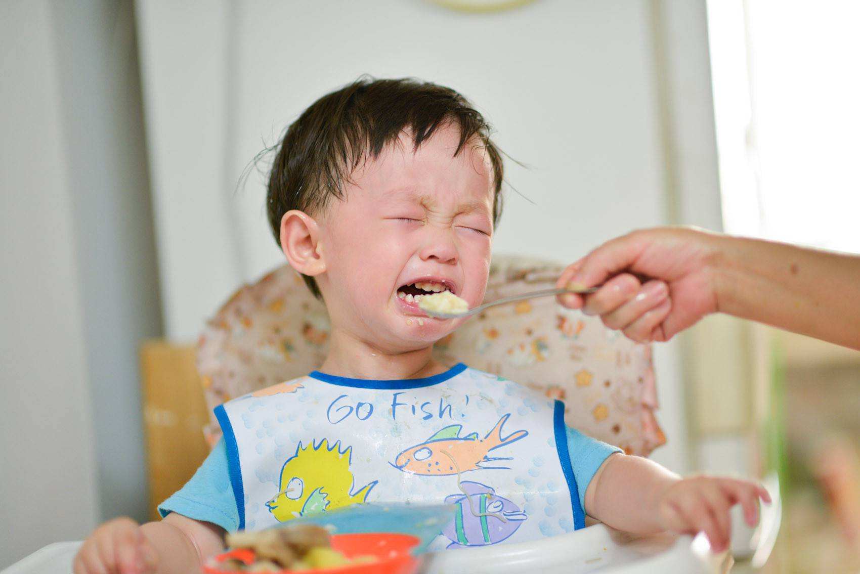 关于三个月宝宝厌食的应对措施